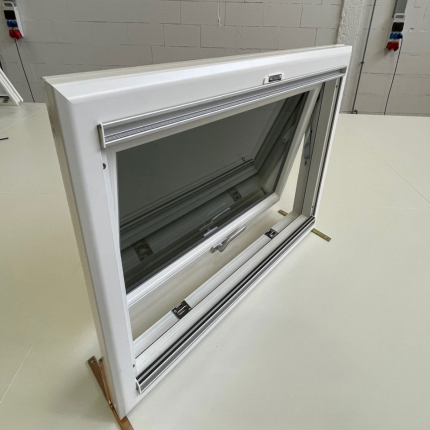 optimal/奥普铁马 越野房车窗户-内侧安装